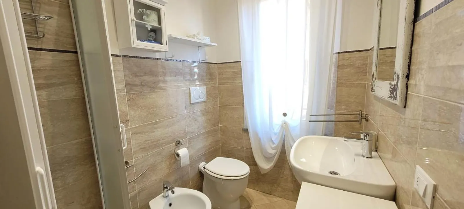 Nel Cuore Di Porto Azzurro - Goelba Апартаменты